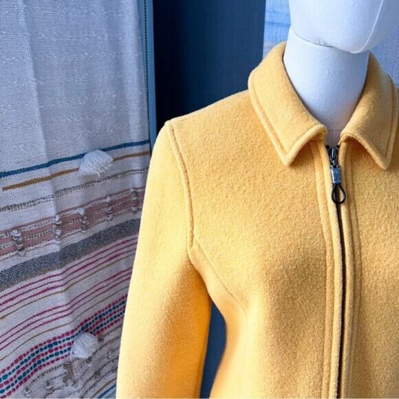 Giesswein Yellow 100% Pure New Wool Zip Up Jacket Women’s Size 36 US Small - Picture 2 of 10